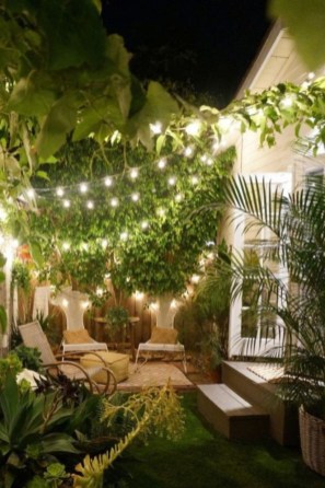 Beautiful Romantic Backyard Garden Ideas You Have To Try 18
