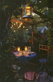 Beautiful Romantic Backyard Garden Ideas You Have To Try 31